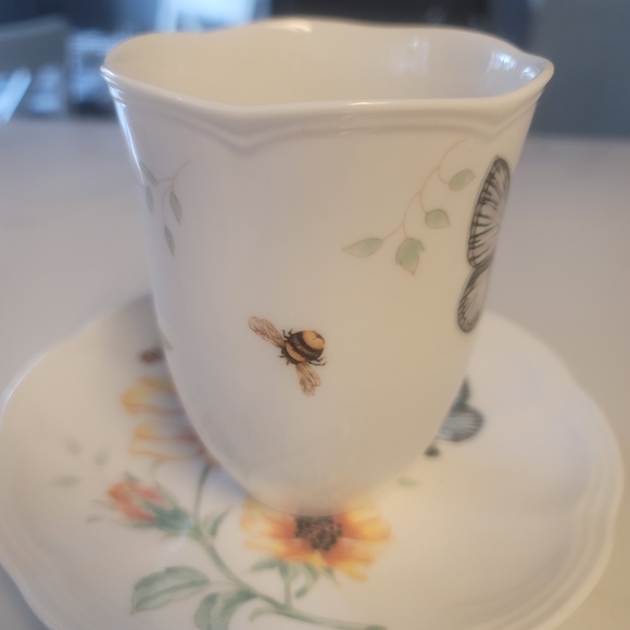 Lenox Eastern Tailed Blue Teacup and Saucer - Picture 2 of 12